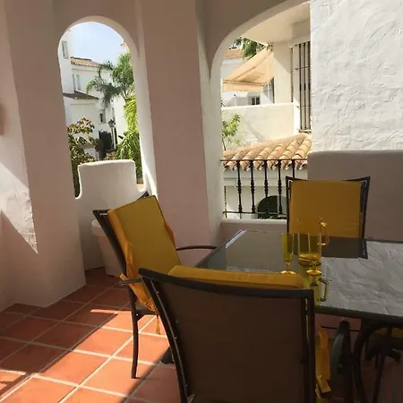 Lejlighed Beautiful 2 Bedroom @ Puerto Banus! Marbella